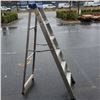 Image 1 : ALUMINUM 6FT LADDER