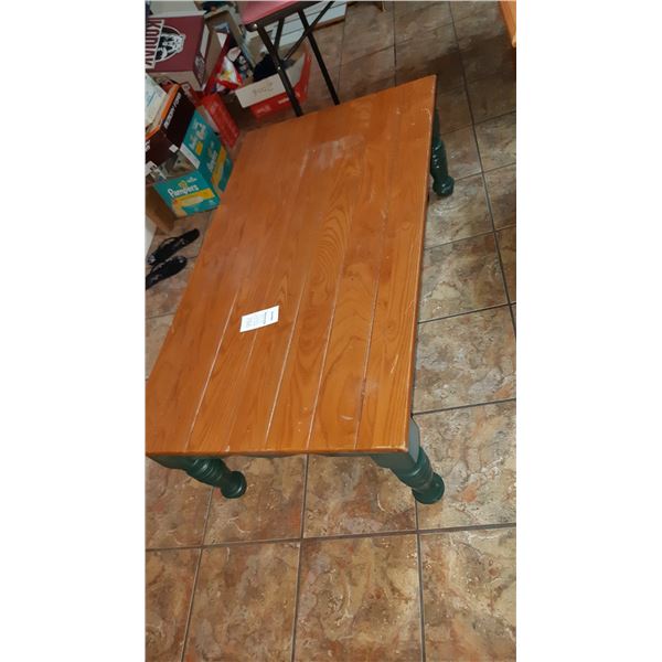 Wood Coffee Table Cat C