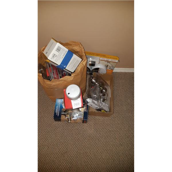 Door Knobs and Smoke Alarms Cat A