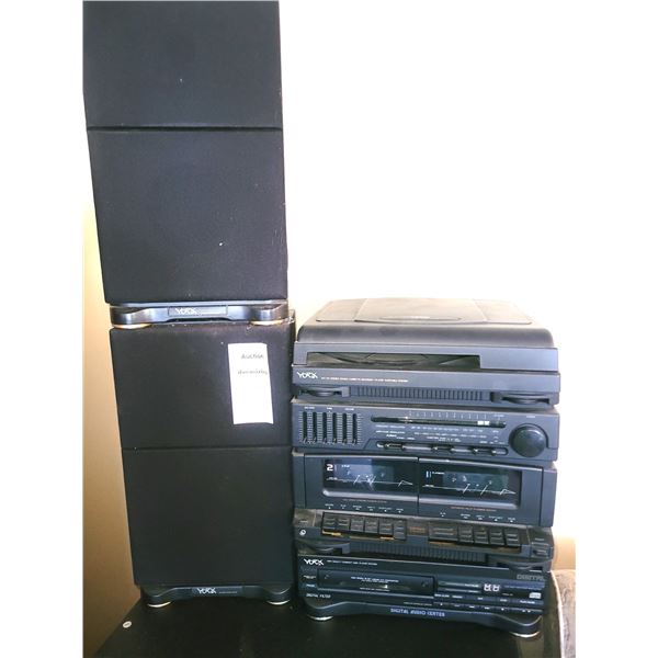 Stereo System with Speakers - Cat B