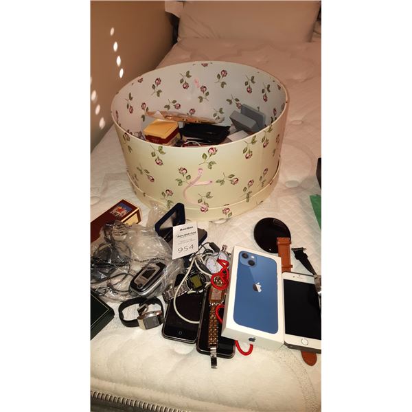 Cross Pen, Apple Phones and More - Cat A