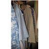 Image 12 : Large Selection of Men's Clothing - Cat A