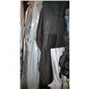 Image 18 : Large Selection of Men's Clothing - Cat A