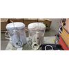 Image 2 : Group of 2 Waterpik Water flosser & 2 Oral B Braun electric toothbrush