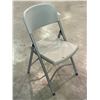 Image 2 : Group of 4 portable indoor/outdoor folding chairs
