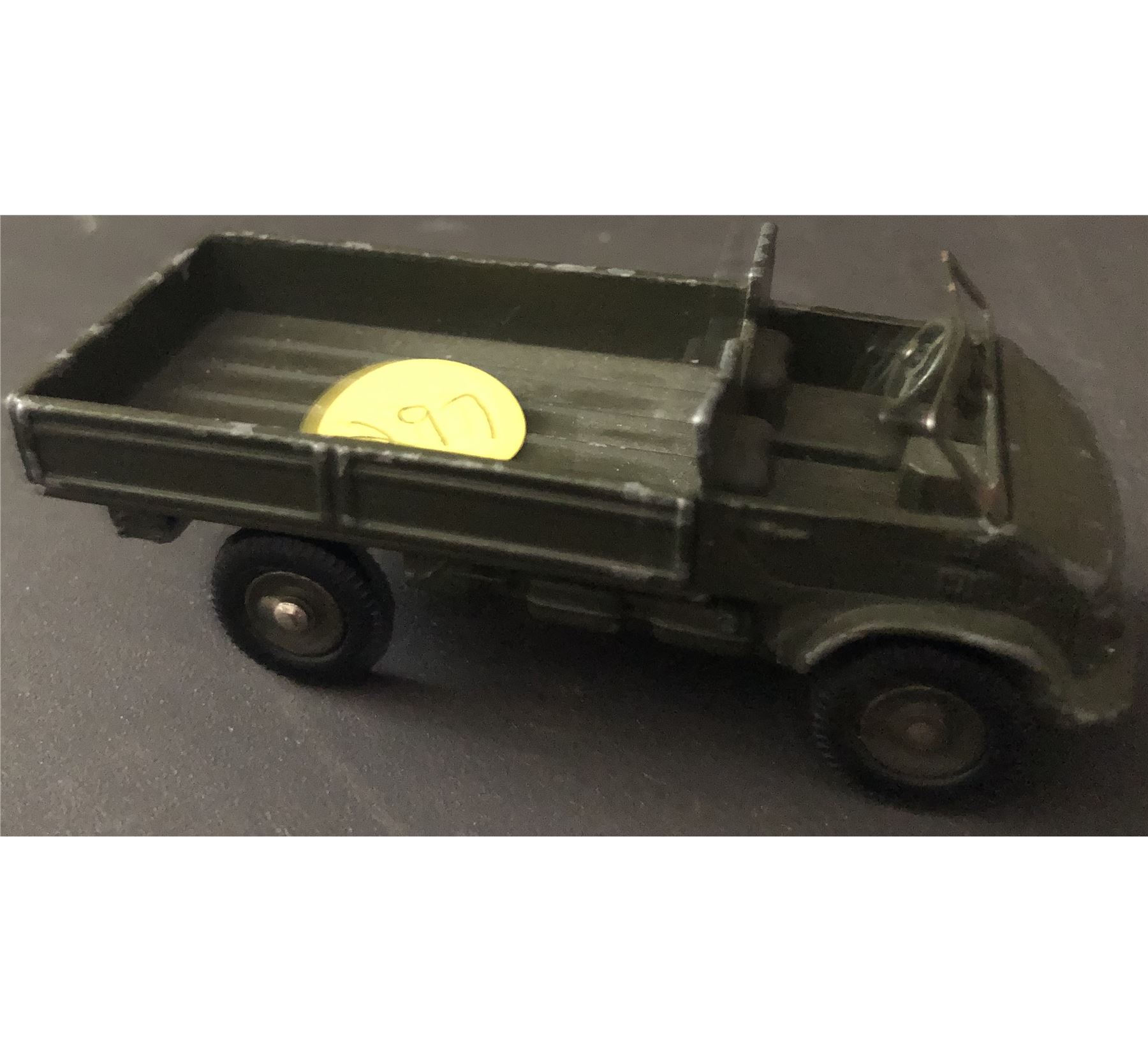 DINKY TOYS CAMIONNETTE Unimog Mercedes militaire + boite réf 821 neuf