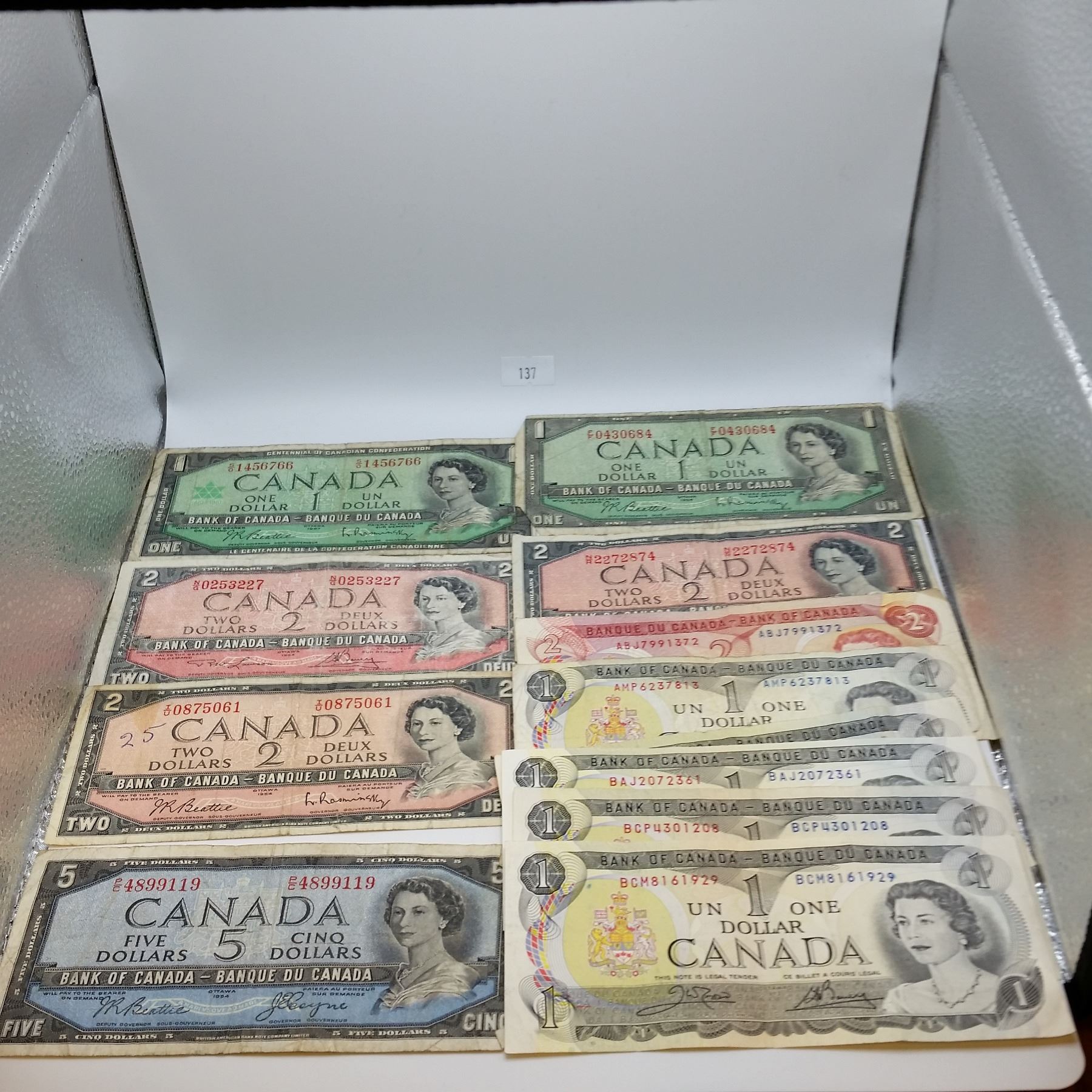 Set of Canadian Banknotes