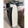 Image 1 : Ironing board