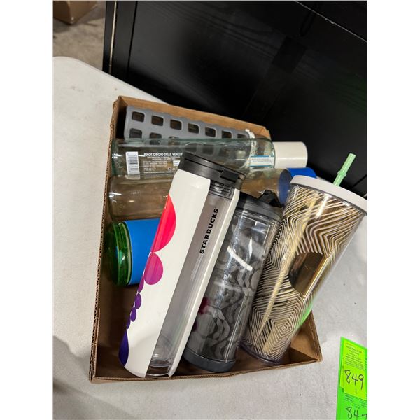 Travel cups Starbucks and other