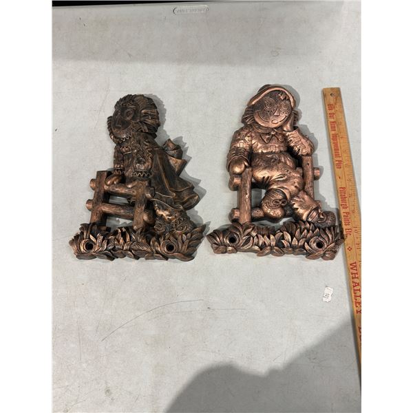 Vintage raggedy Ann and Andy decor