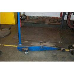 Walker 4 ton floor jack