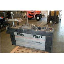 FMC 7600 Dual Power/Mag Tire Changer