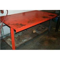 Metal work bench