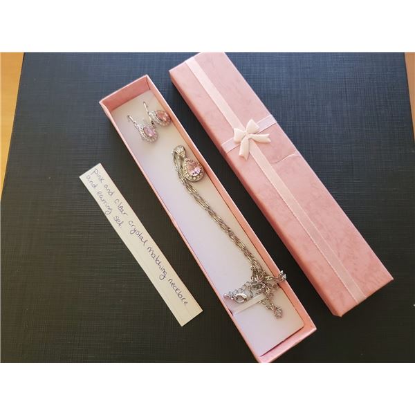 UNRESERVED Pink and clear matching necklace and earing set