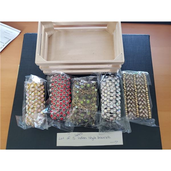 UNRESERVED Lot of 5 ladies Indian style bracelets