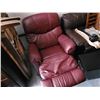 Image 2 : Leather reclining chair