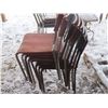 Image 2 : 8 chairs stackable