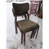 Image 2 : 6 stackable chairs