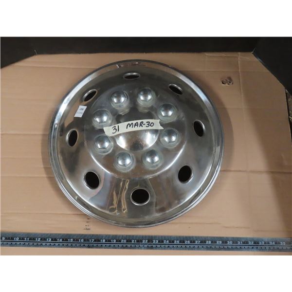 8 bolt 17" dually hub cap