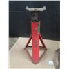 Image 2 : set of jack stands