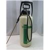 Image 2 : Mastercraft 3.5 gallon sprayer