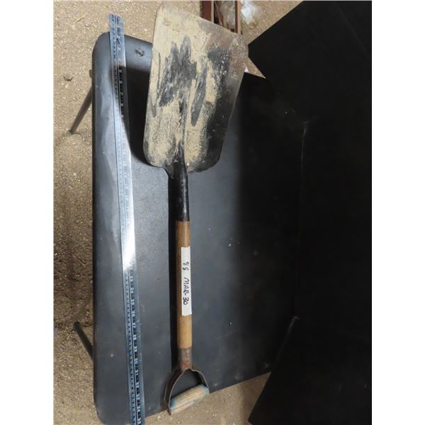 small square scoop shovel