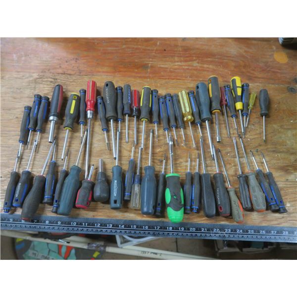 lot of assorted screwdrivers