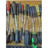 Image 3 : lot of assorted screwdrivers