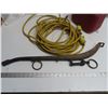 Image 4 : extension cord , jerry can and hane for horse harness