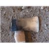 Image 2 : wooden axe
