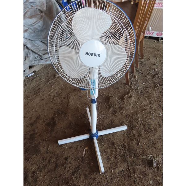 oscillating fan