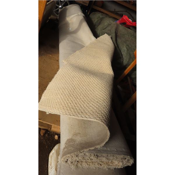 like new carpet roll 12FTx16FT 180 square feet