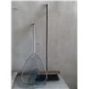 Image 2 : fishing net and shop broom