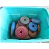 Image 2 : tote of misc. size weights