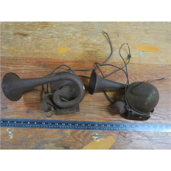 2 horns from 1946 Chevrolet truck