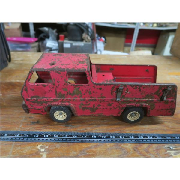 Tonka red metal toy truck
