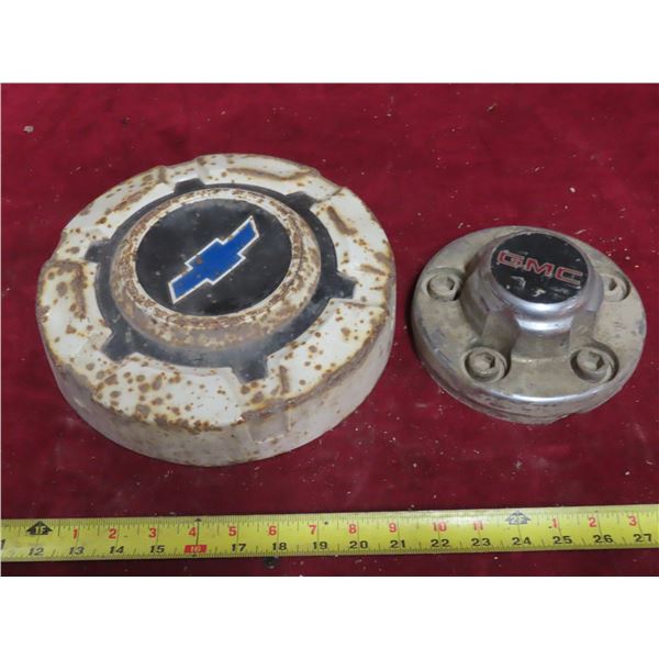 chevy -GM hub covers