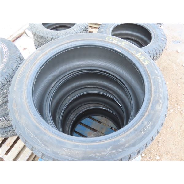 Bridgestone Blizzak 285-45-R22 set of 4 tires like new