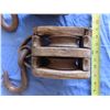 Image 2 : set of antique pulleys