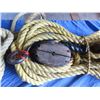 Image 3 : rope hoist set to work and comes with extra rope vintage and functional