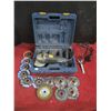 Image 1 : Mastercraft 4.5" angle grinder with case and discs