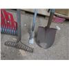 Image 3 : shovel, 3 rakes and hoe