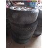 Image 2 : set of jeep wheels 17" tires don’t hold air 235-65-r17