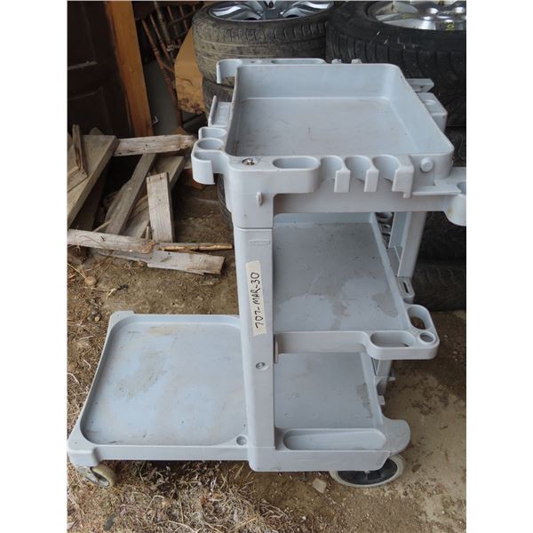 cart on wheels Rubbermaid