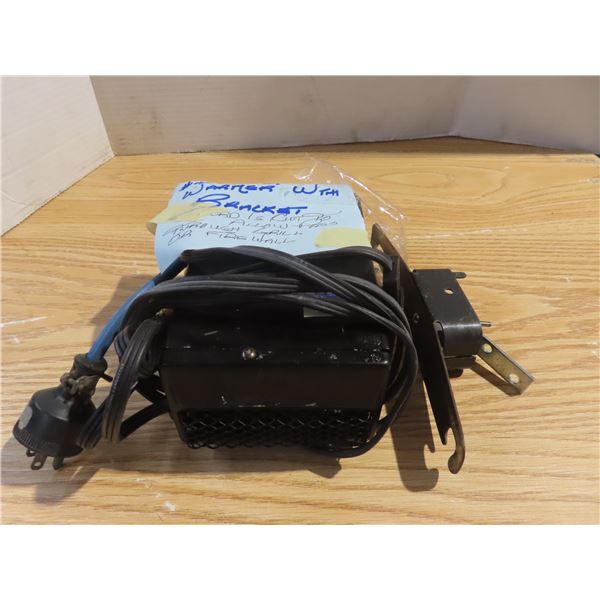car warmer with bracket and grill cord wrap