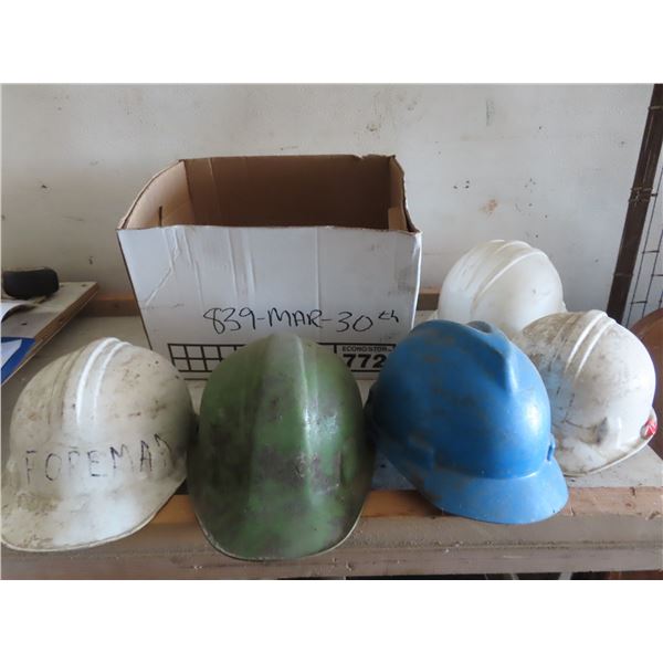 lot of 5 hard hats