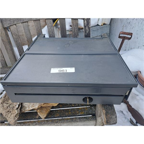 point of sale cash drawer