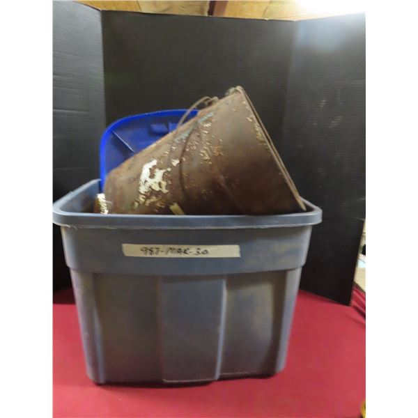 steel containers , feed bucket , chicken feed containers