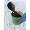 Image 2 : galvanized tub with lid