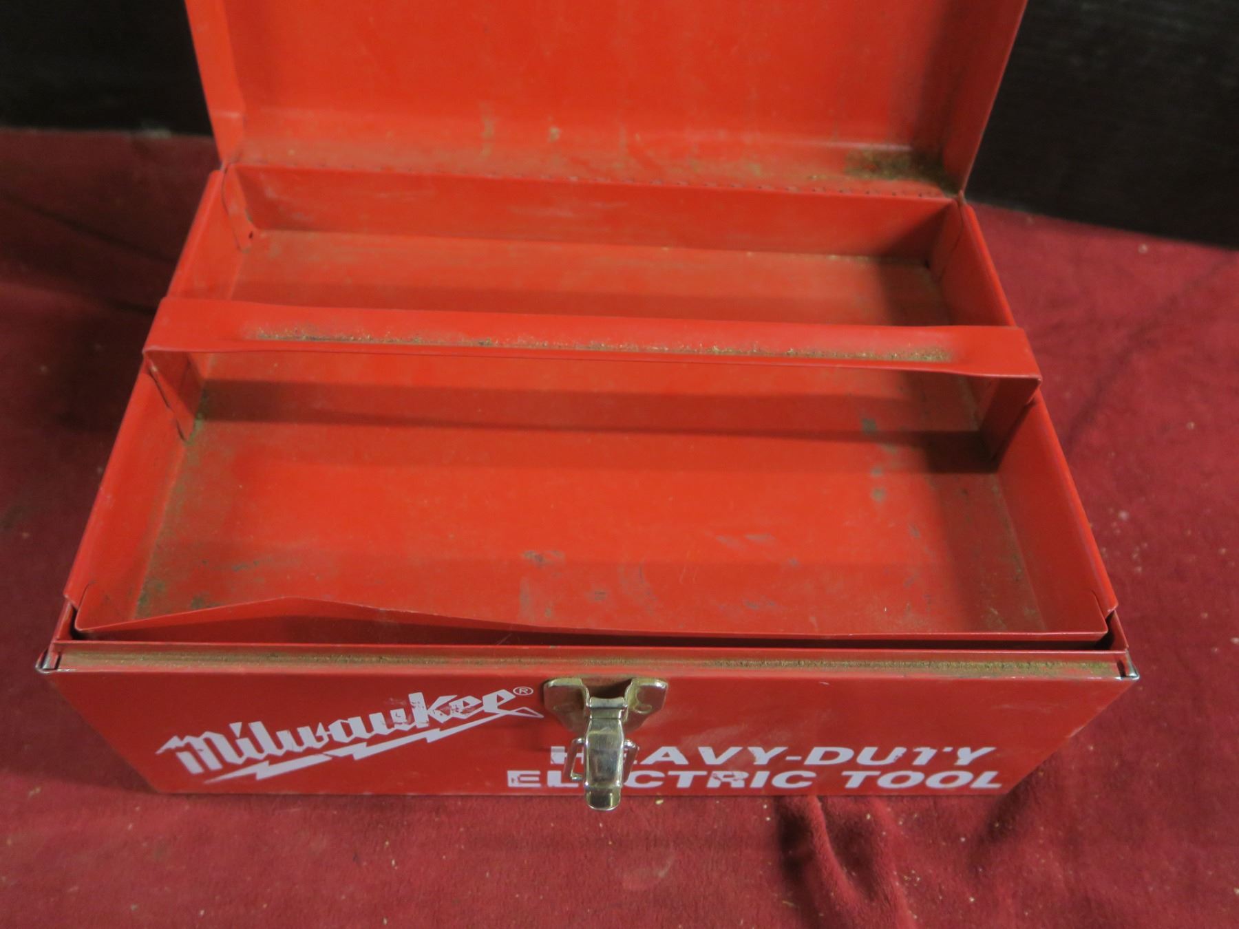 Milwaukee tool box with locks Schmalz Auctions